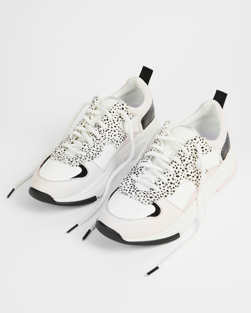 <P>Imitation Cheetah Chunky Runner</P>